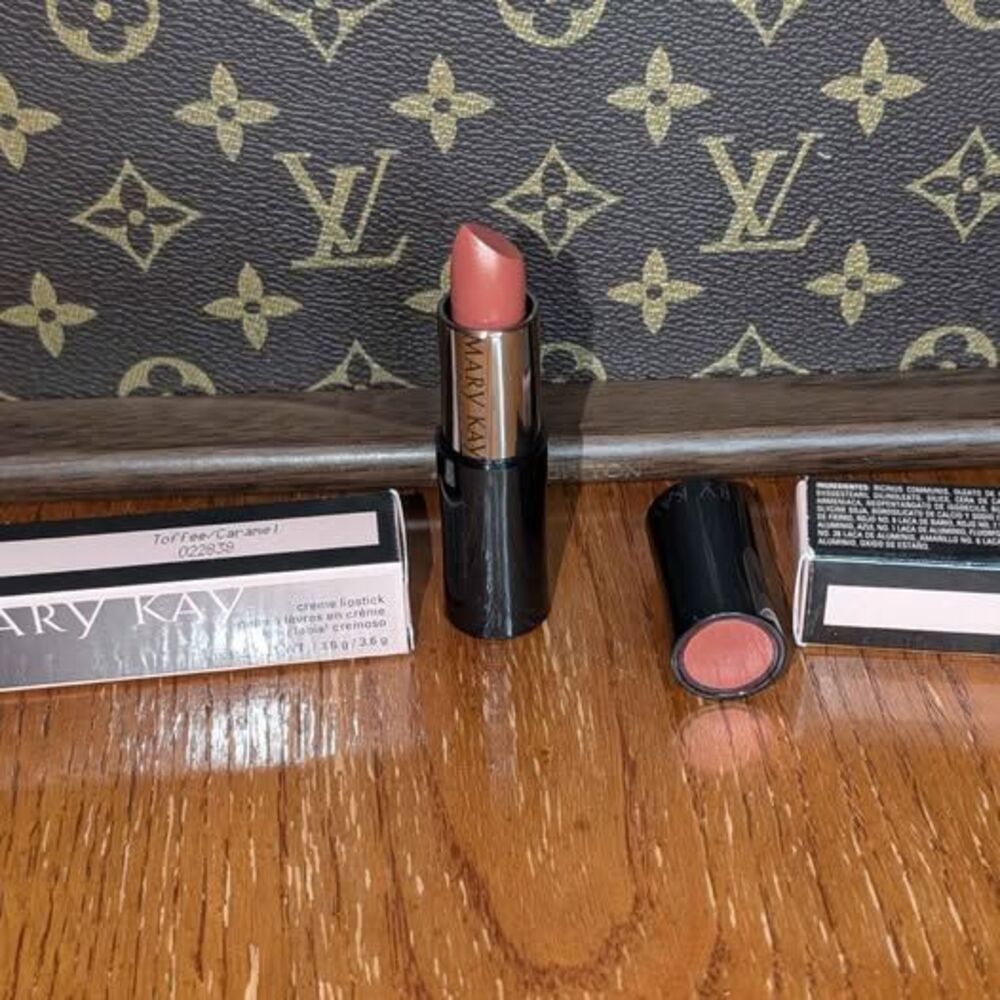 Lot of 2 Mary Kay Crème Lipstick – Toffee / Caramel (Discontinued) – NIB
